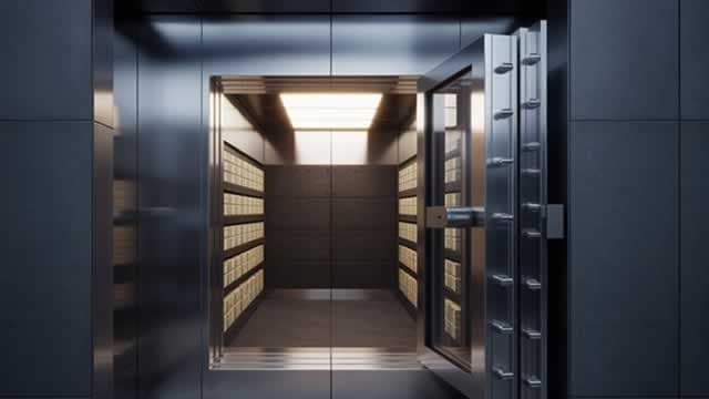 Deutsche Bank notifies supervisors of possible Russia sanctions breach, source says