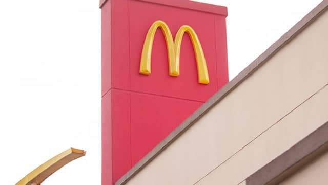 McDonald's, Recommitting to Chicago, Strikes Soccer Stadium Naming Deal