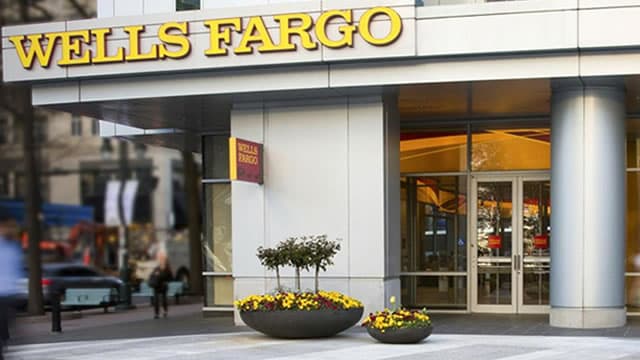 Wells Fargo profit jumps on interest income boost, trading windfall