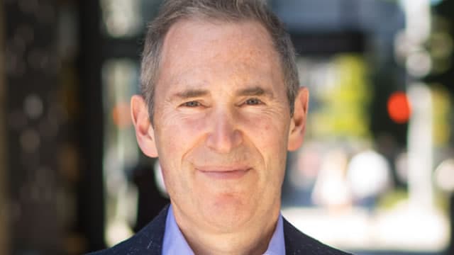 Amazon Joins the Big-Box League With Its Largest-Ever Store