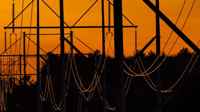 Emera to acquire Canadian Utilities in $10 billion all-stock deal